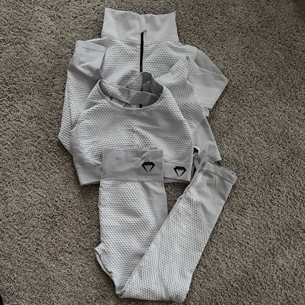 Gray Textured Activewear Set